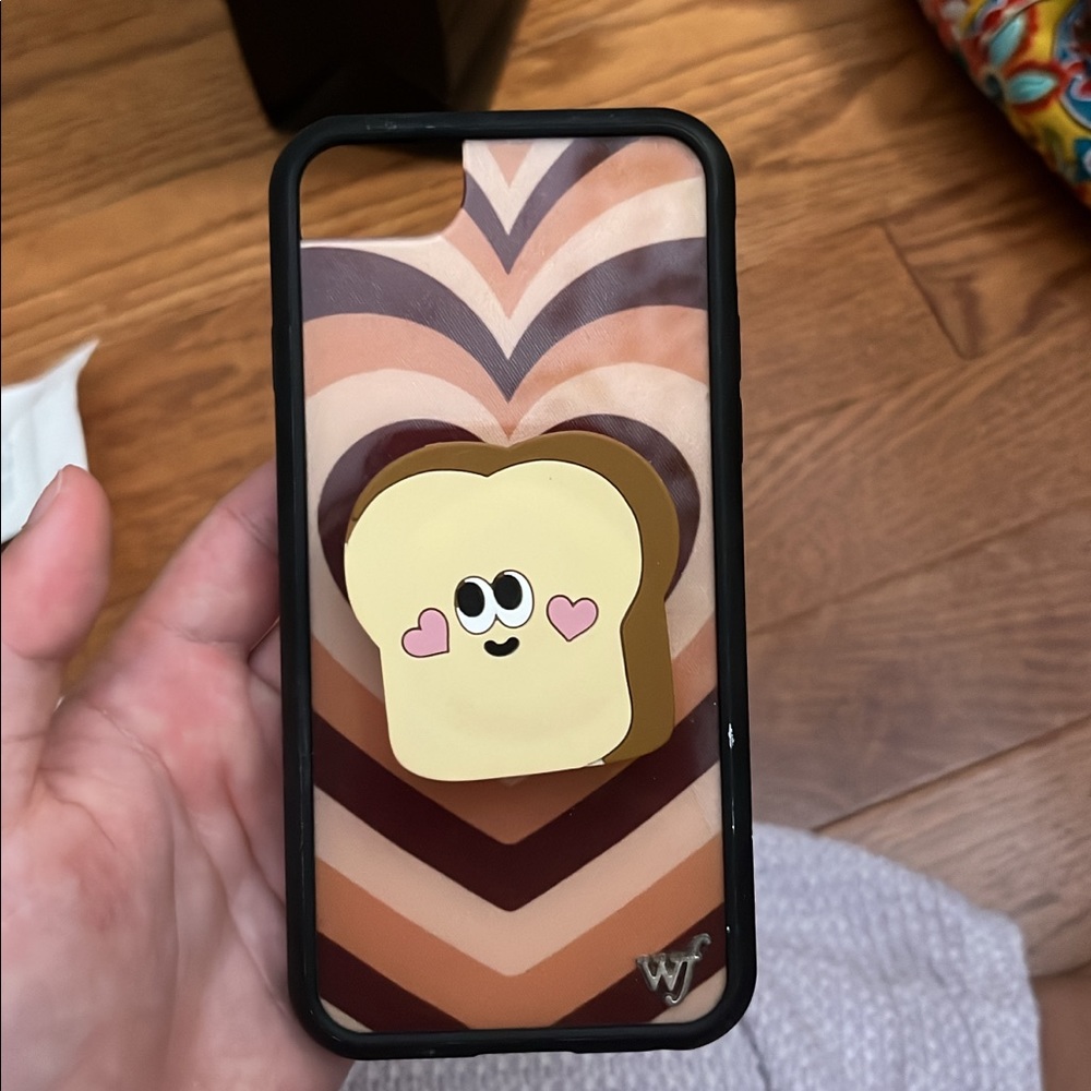 iPhone se 2020 or iPhone 7/8 WILDFLOWER case